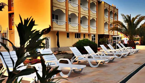 Cunda Basel Hotel Ayvalı